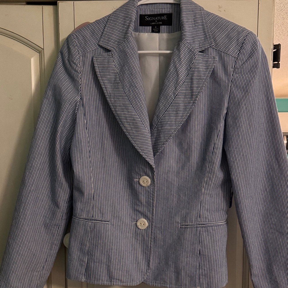 SIGNATURE By LARRY LEVINE Women's BLUE Pinstripe Blazer
